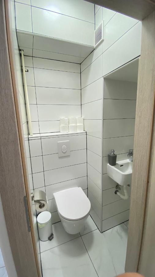 M.B.A. Apartments Karlovac Eksteriør billede